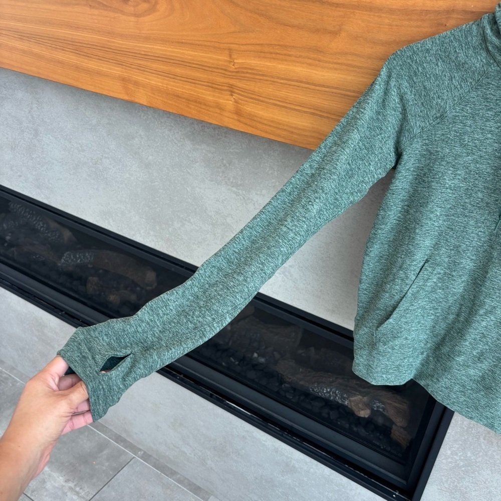 Outdoor Voices Women’s All Day Hoodie Pullover, Size S - Picture 8 of 13